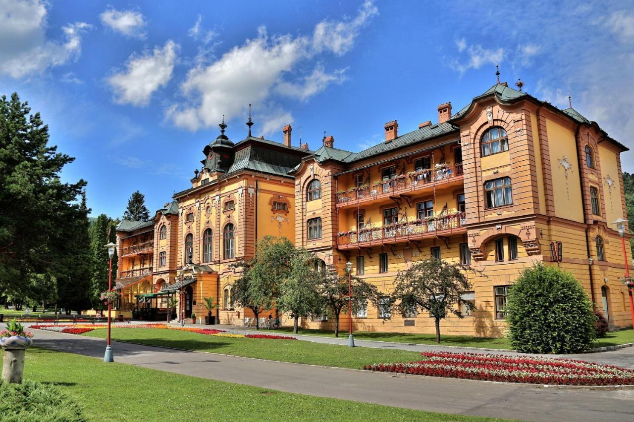 Penzion Fistra Frickovce Экстерьер фото